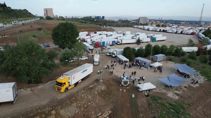 2024-YKS soru kitapçıklarını taşıyan 536 nakliye aracı, 245 sınav merkezine doğru yola çıktı
