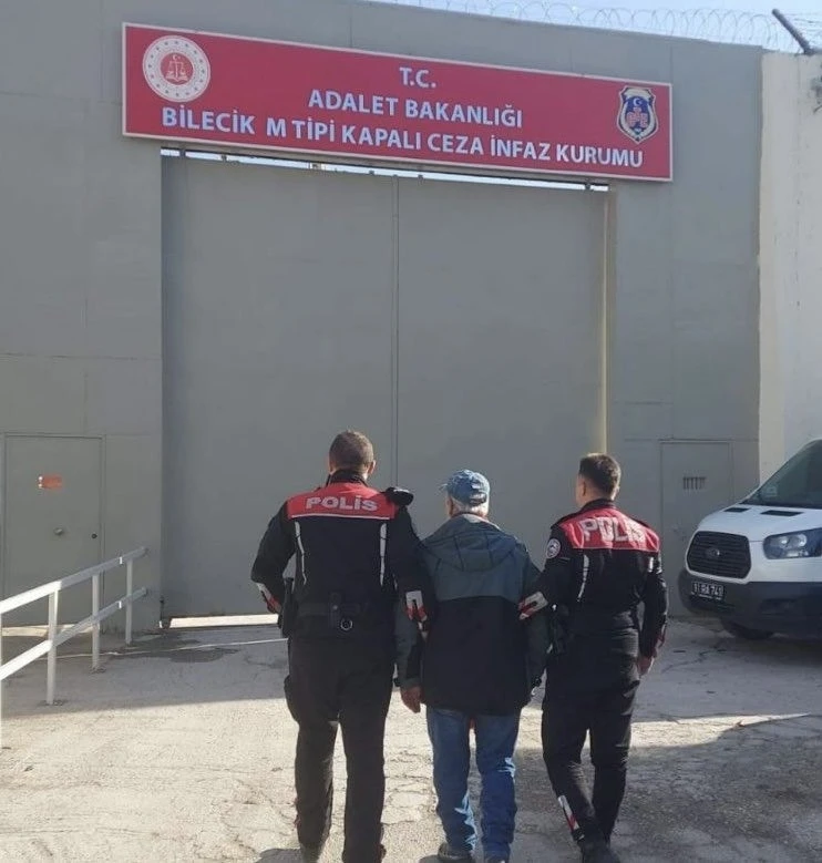 3 yıl 1 ay 15 gün hapis cezasıyla aranan şüpheli Bilecik’te yakalandı
