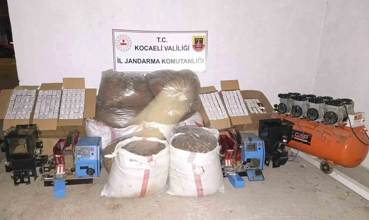 600 kilo kaçak tütün ve 105 bin makaron ele geçirildi
