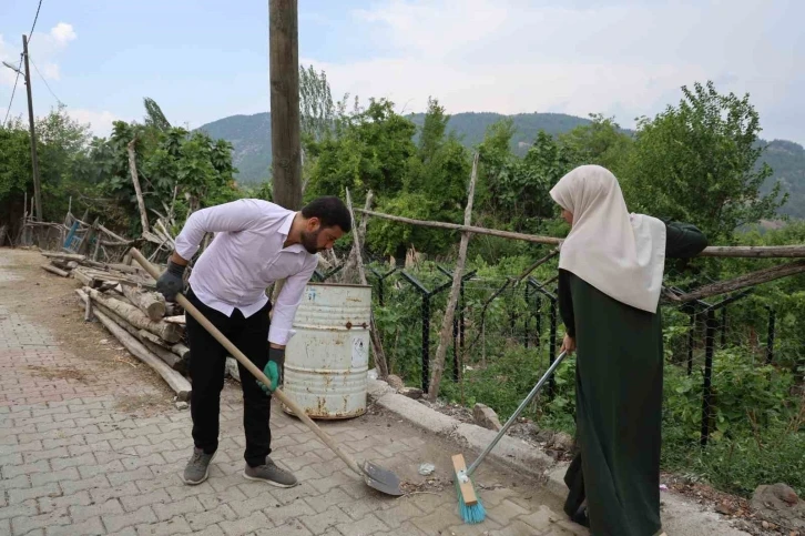 Adana’da atandığı köyü güzelleştiren imam
