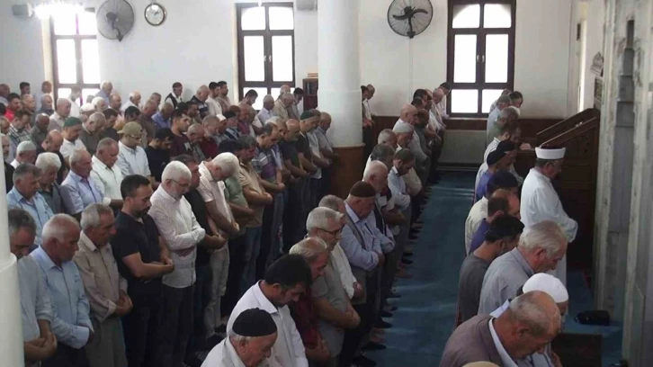 Adıyaman’da Cuma namazı sonrası gıyabi cenaze namazı kılındı
