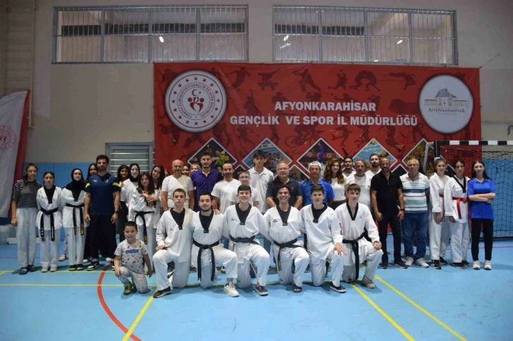 Afyonkarahisar’da taekwondo il seçmeleri yapıldı
