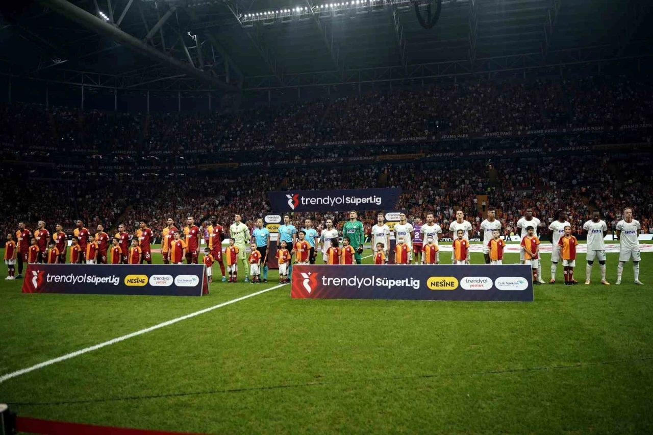 Cimbom, Liderliği Sağlamlaştırmak İçin Sahaya Çıkıyor