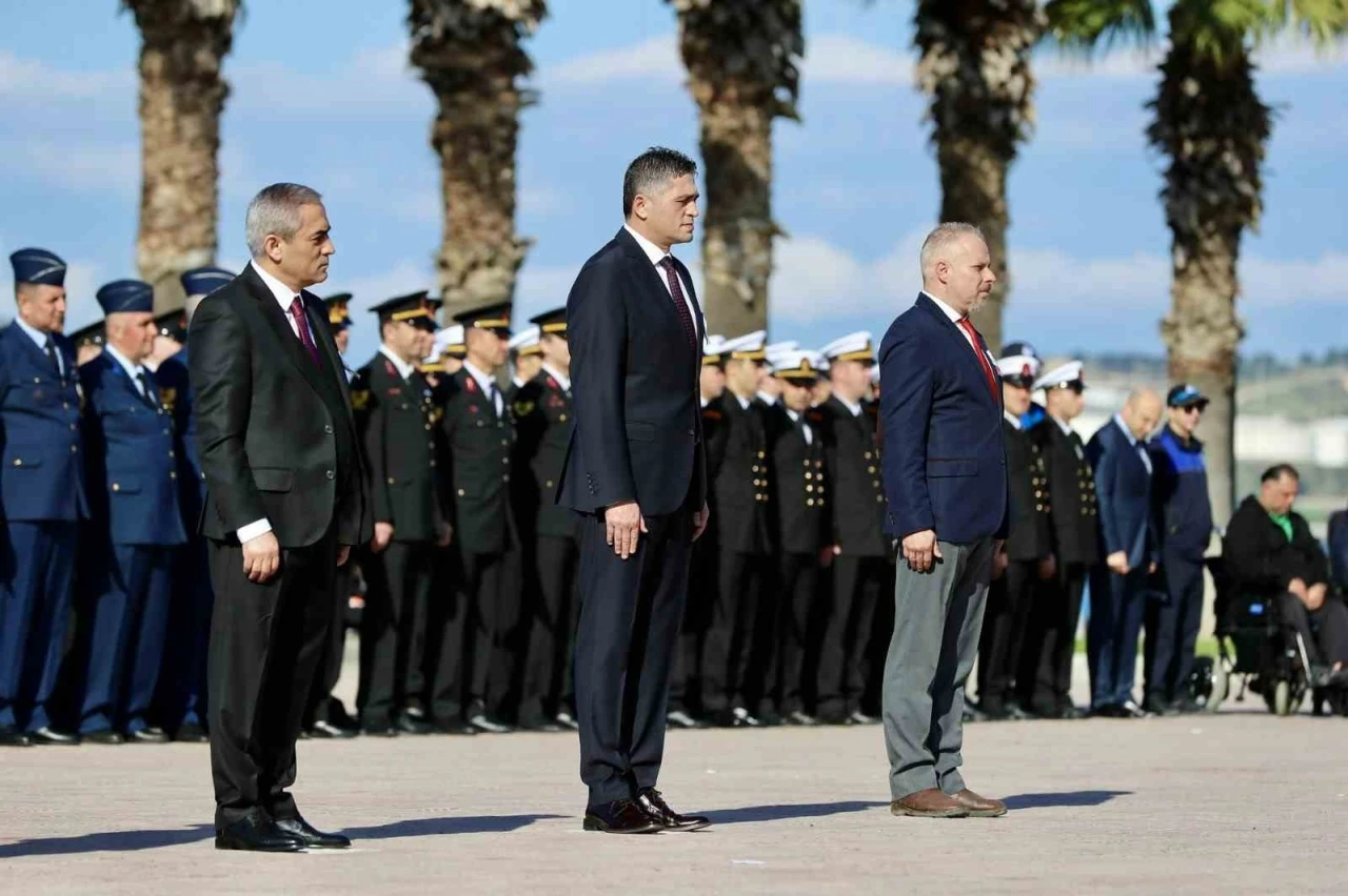 Aliağa’da Çanakkale Deniz Zaferi’nin 110. yıl dönümü kutlandı
