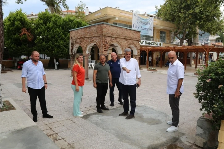 Altınoluk’un tarihi Çınaraltı Çay Bahçesi yeniden açılıyor
