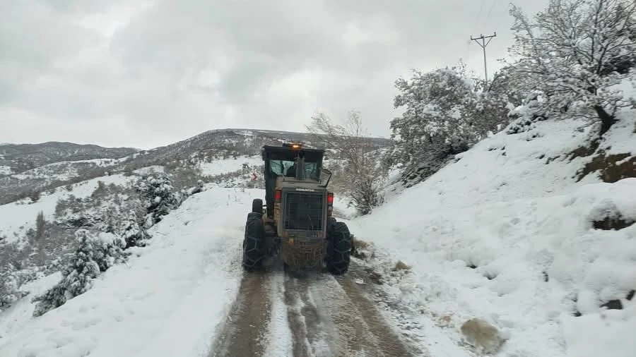 Amasya’da 85 köy yolu ulaşıma kapandı
