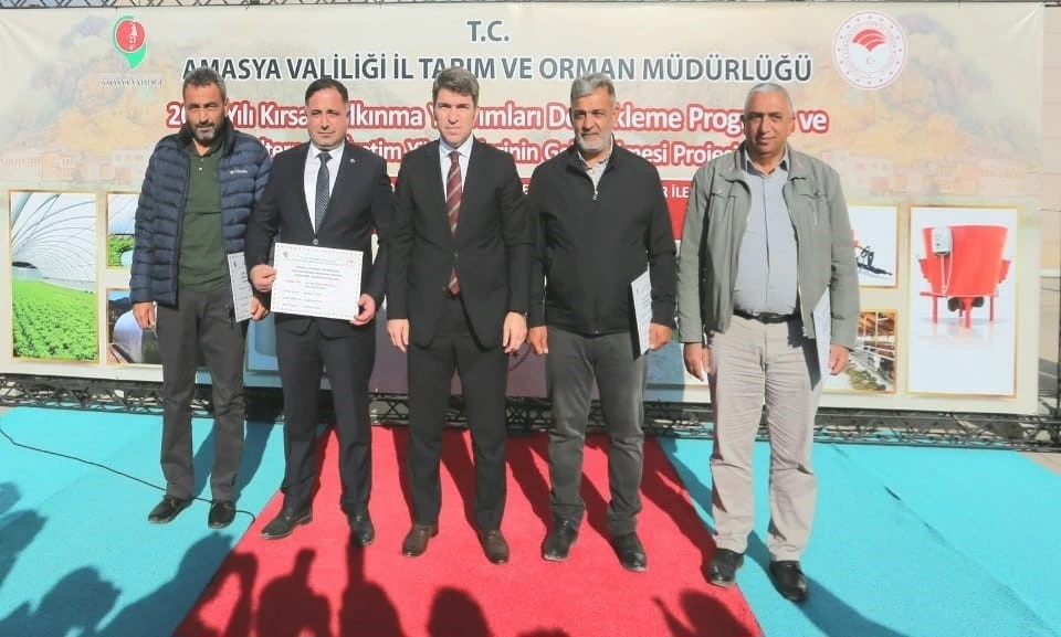 Amasya’da çiftçilere sera malzemesi desteği
