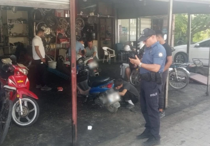 Antalya’da motosiklet, traktör ve servis araçlarına sıkı denetim
