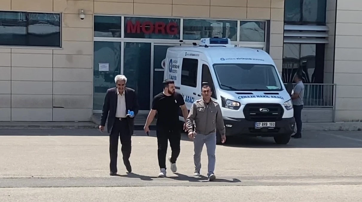 Arkadaşı tarafından başından vurularak öldürülen17 yaşındaki genç kızın cenazesi teslim alındı
