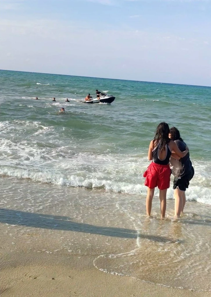 Arnavutköy’de boğulma tehlikesi geçiren çocuk jetski ile kurtarıldı
