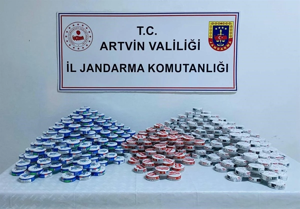 Artvin’de kaçak sigara ve içki operasyonu
