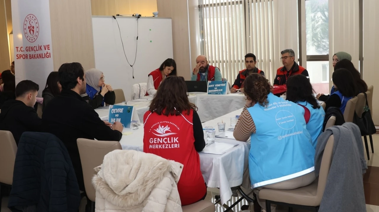 Aydın’da ’Gençlik Politika Belgesi Vizyon Çalıştayı’ gerçekleştirildi
