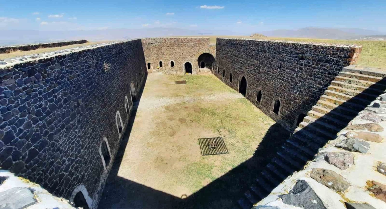 Aziziye Kahramanı Miralay Bahri Bey
