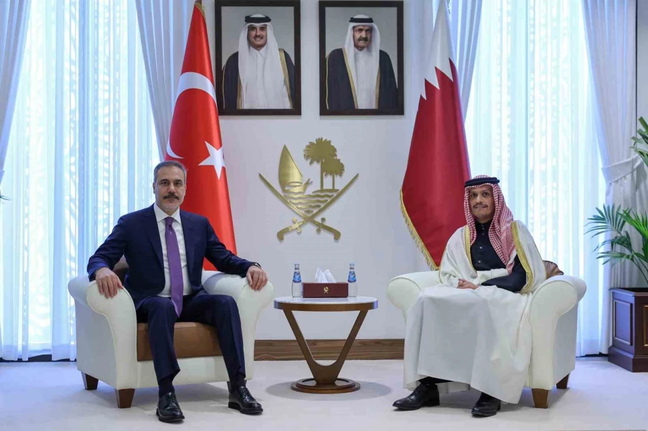 Bakan Fidan, Katar Başbakanı Al-Thani ile görüştü
