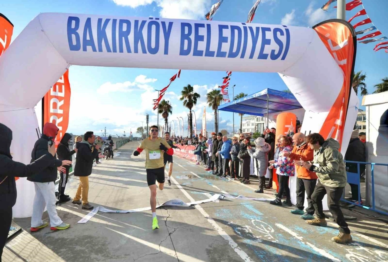 Bakırköy’de Öğretmenler Günü Koşusu düzenlendi
