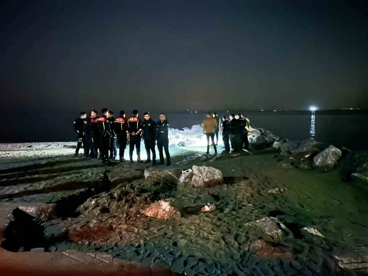 Balık tuttum diye sevinirken canından oldu
