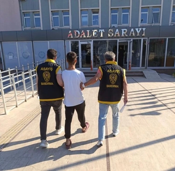 Balıkesir’den çala çala gitti Bandırma’da yakalandı
