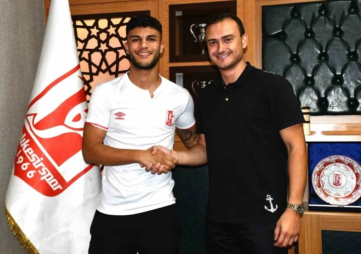 Balıkesirspor ilk dış transferlerini Doğukan ve Yiğit ile yaptı
