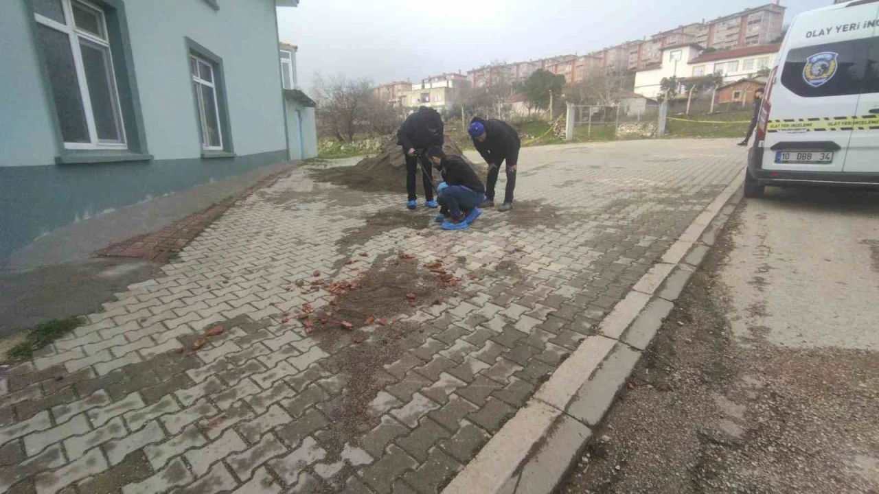 Bandırma’da ağır yaralanan şahıs hayatını kaybetti
