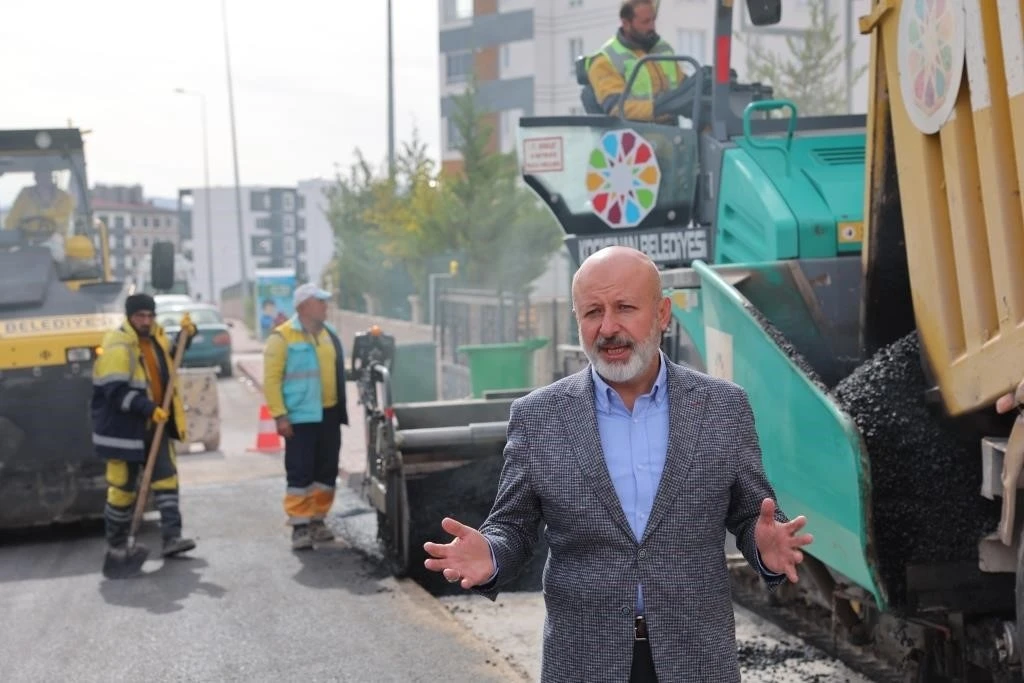 Başkan Çolakbayrakdar: "Şehrimizin ulaşım konforu için durmadan çalışıyoruz"
