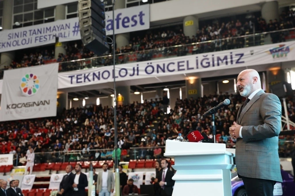 Başkan Çolakbayrakdar: &quot;Yerli ve milli üretimde çığır açan hizmetlerle Türkiye’ye güç katıyoruz&quot;
