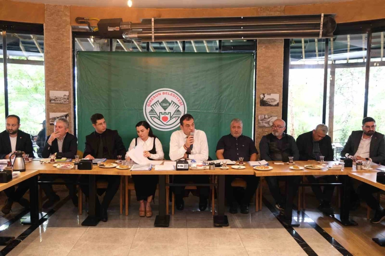 Başkan Köse Giresun Muhtarlar Meclisi’ne katıldı, hedef ve projelerini anlattı
