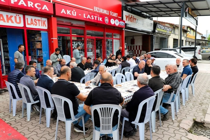 Başkan Ural, sanayi esnafıyla kahvaltıda buluştu
