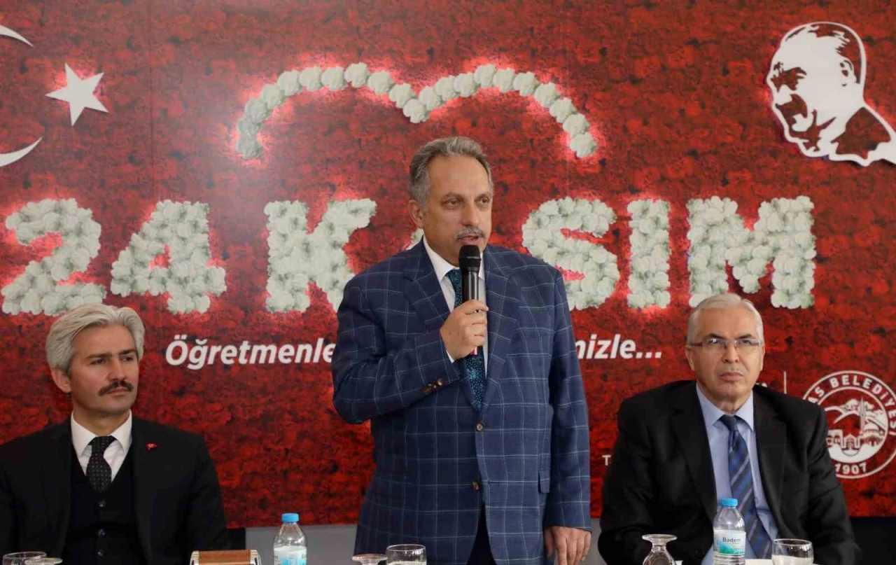 Başkan Yalçın: "Öğretmenlik ayrıcalıklı bir meslektir"
