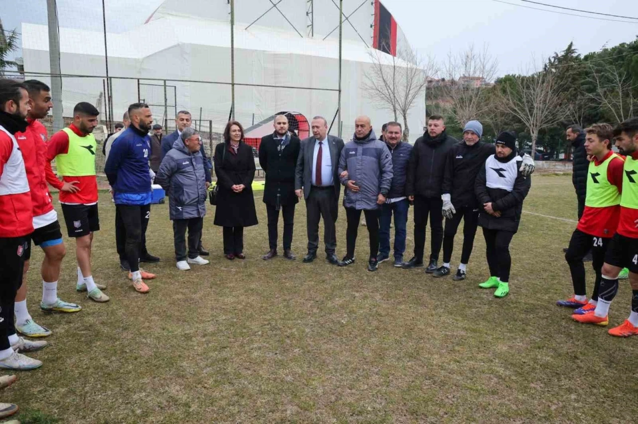 Başkan Yalım’dan Uşakspor sporcularına ziyaret
