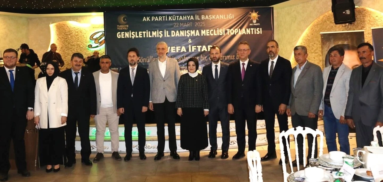 Başkandan sonra meclis üyeleri de AK Parti’de
