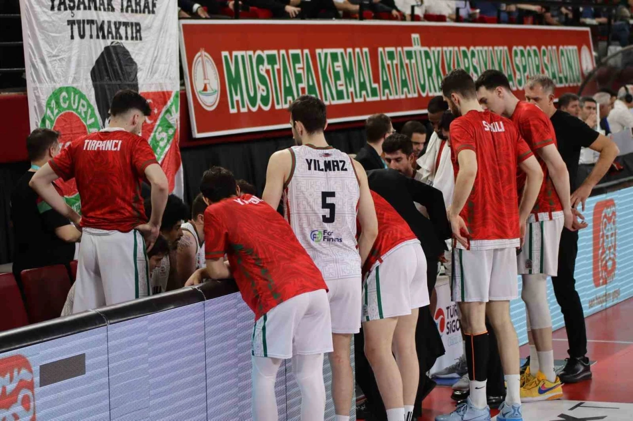 Basketbol Süper Ligi: Karşıyaka: 83 - Büyükçekmece Basketbol: 94
