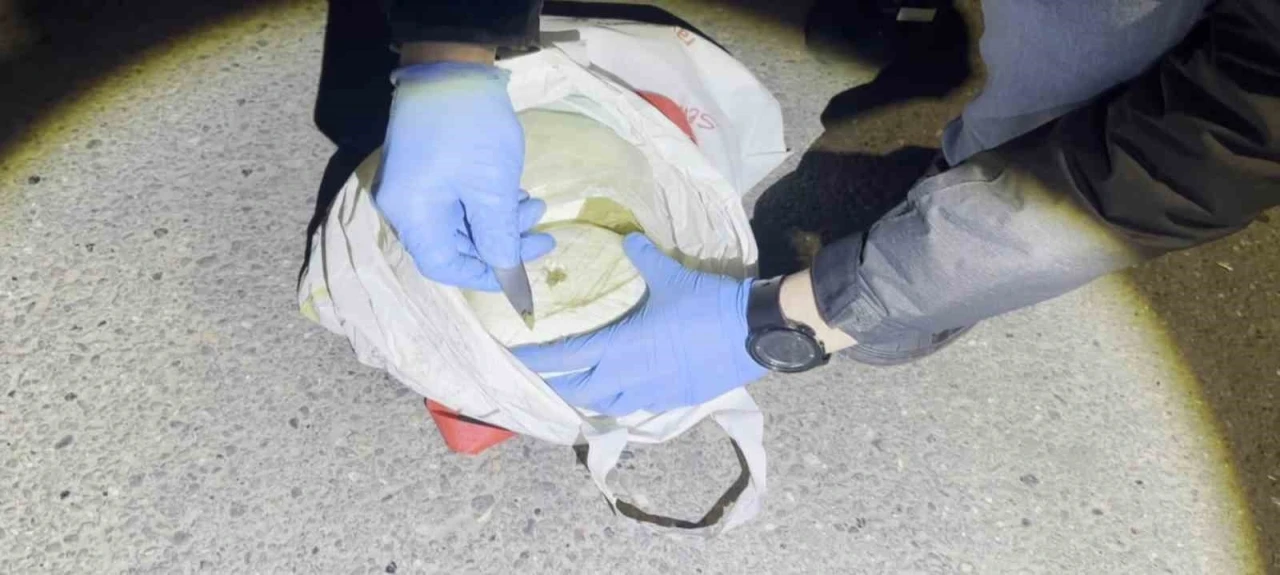 Batman’da otomobilde 1 kilo toz esrar ele geçirildi: 2 tutuklama
