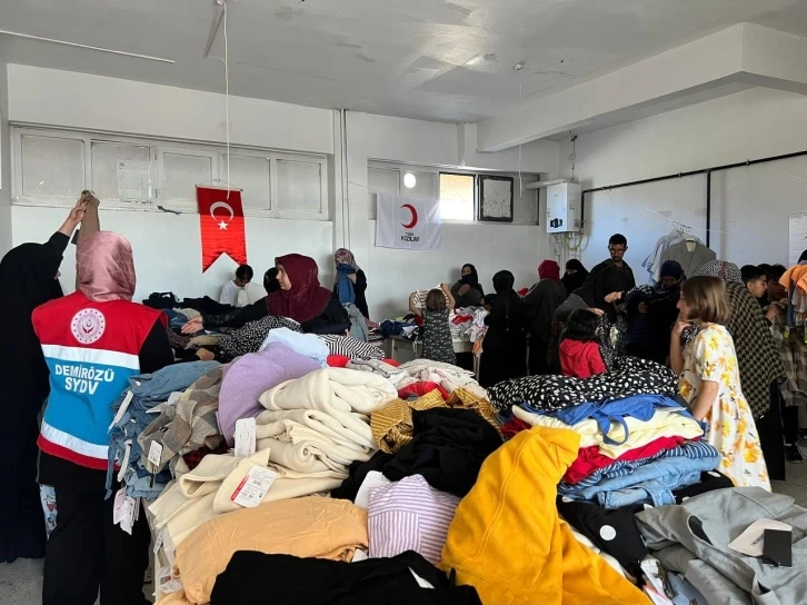 Bayburt Kızılay Demirözü’nde butik mağaza açtı
