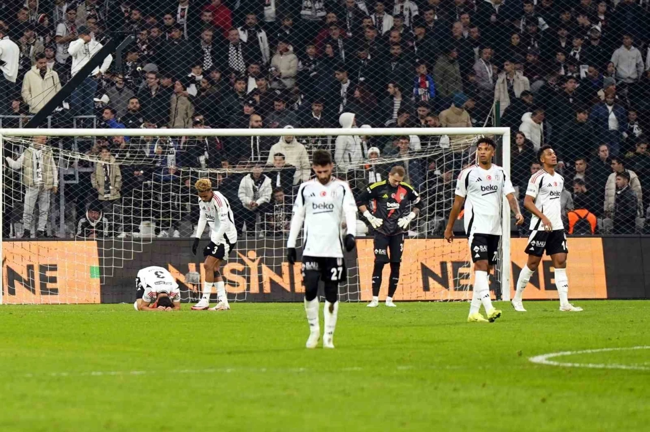 Beşiktaş ezeli rakiplerine karşı galibiyetine hasret!
