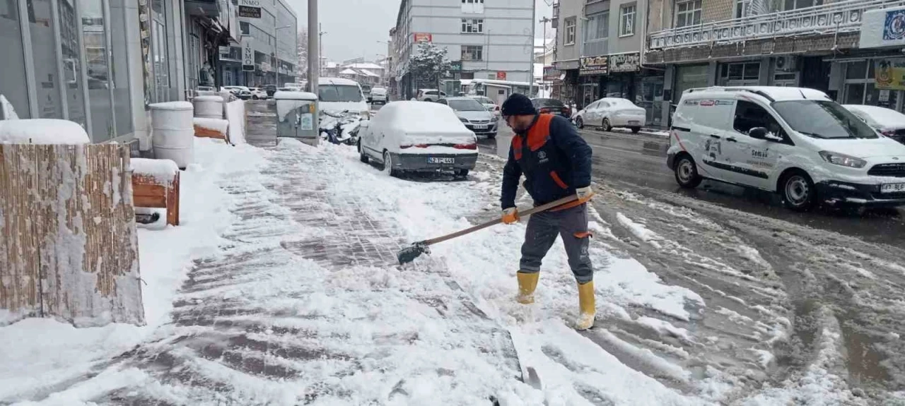 Beyşehir’de kar sevinci
