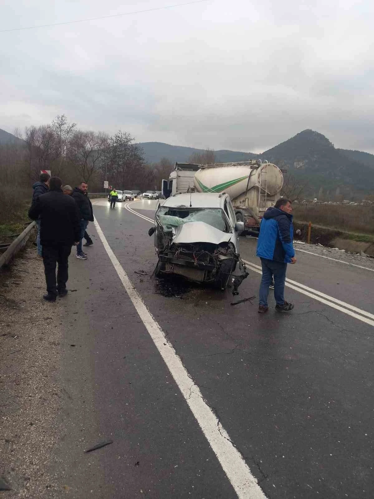 Bilecik’te meydana gelen trafik kazasında 1 kişi ağır yaralandı
