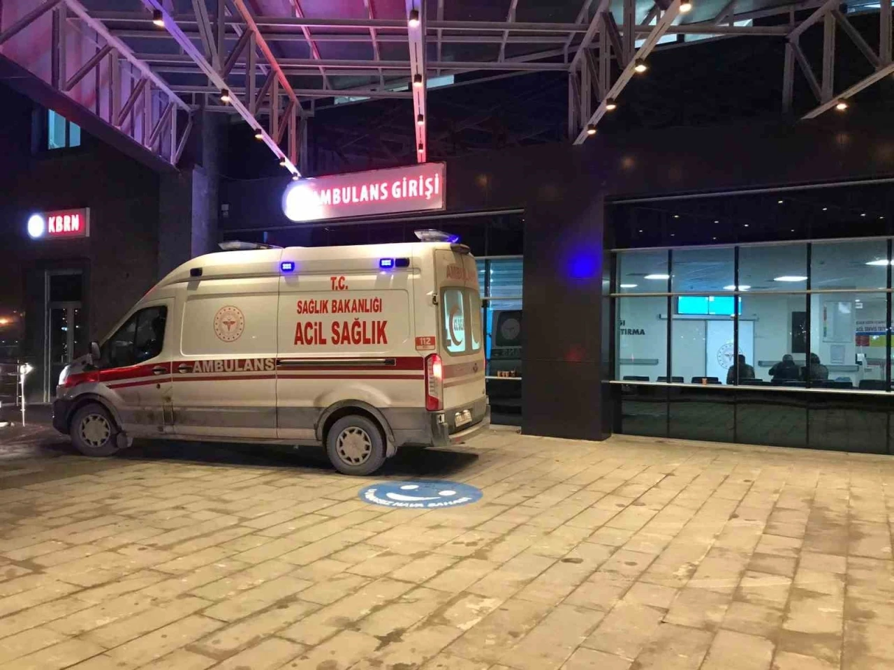 Bilecik’te seyir halinde devrilen motorlu bisiklet sürücüsü yaralandı
