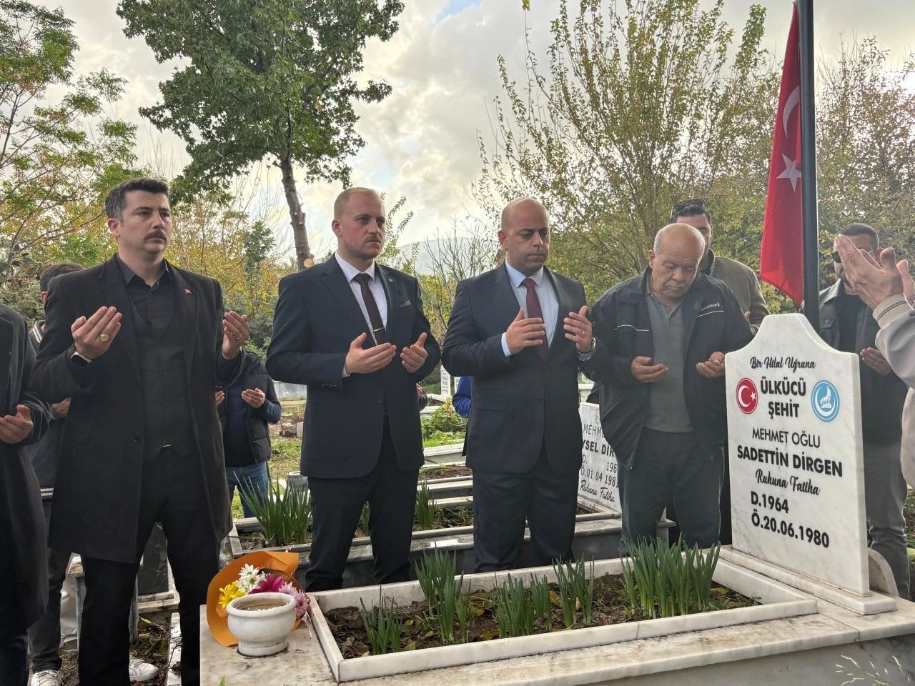 Burak Demirel, Görevine Şehit Mezarlarını Ziyaretle Başladı