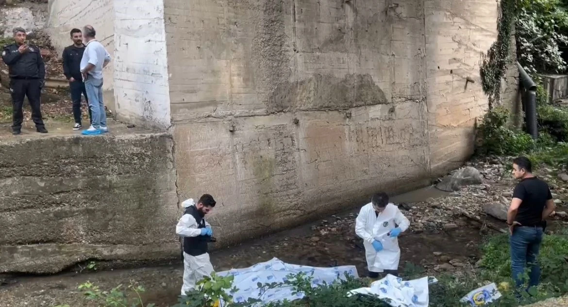 Bursa’da dere içinde sır ölüm
