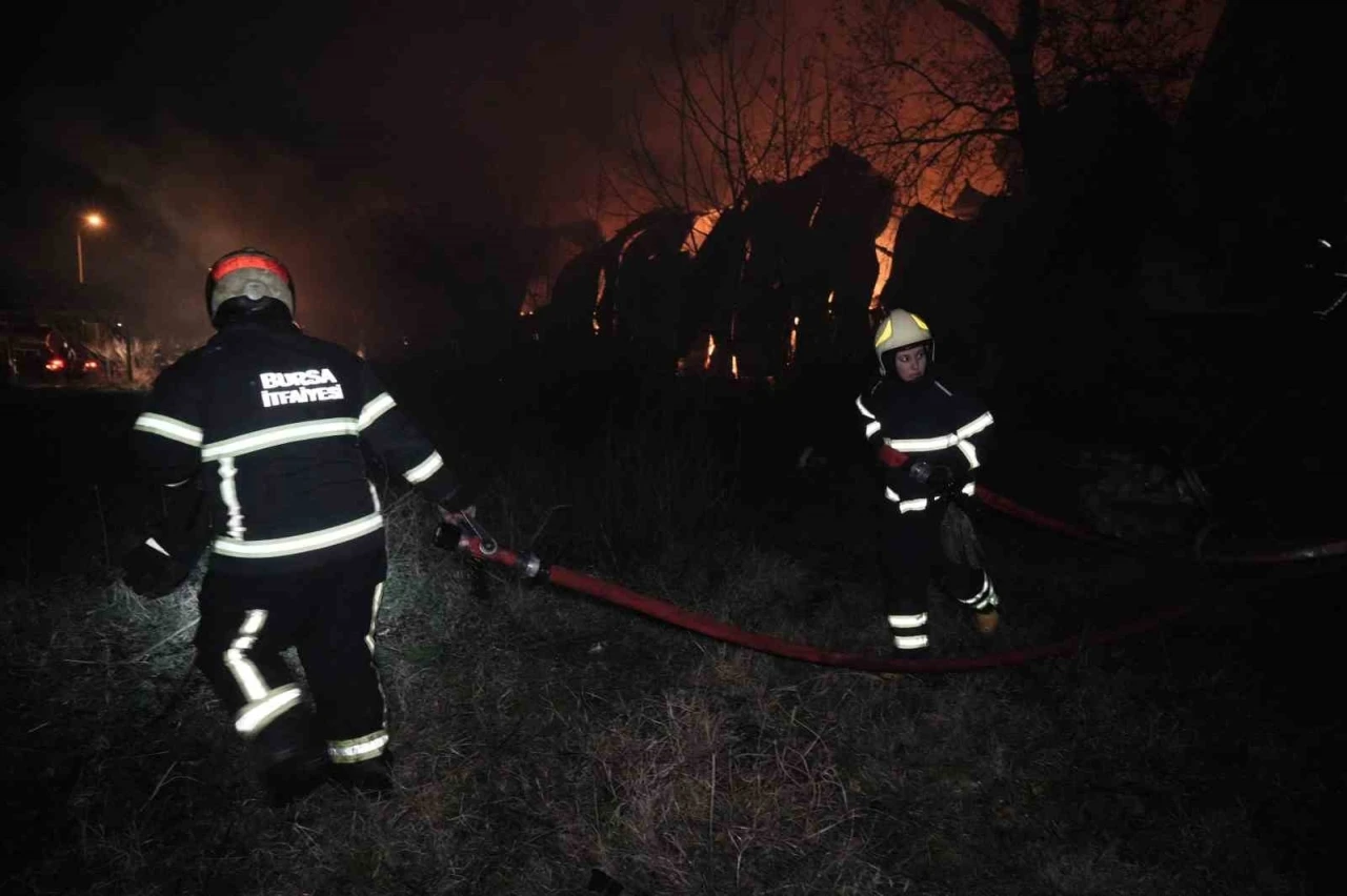 Bursa itfaiyesi, Ocak ayında bin 234 olaya müdahale
