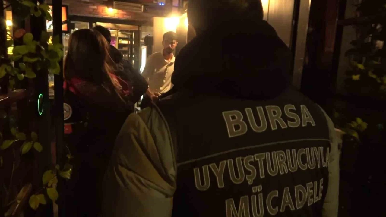 Bursa polisinden gece mekanlarına "şok" baskın
