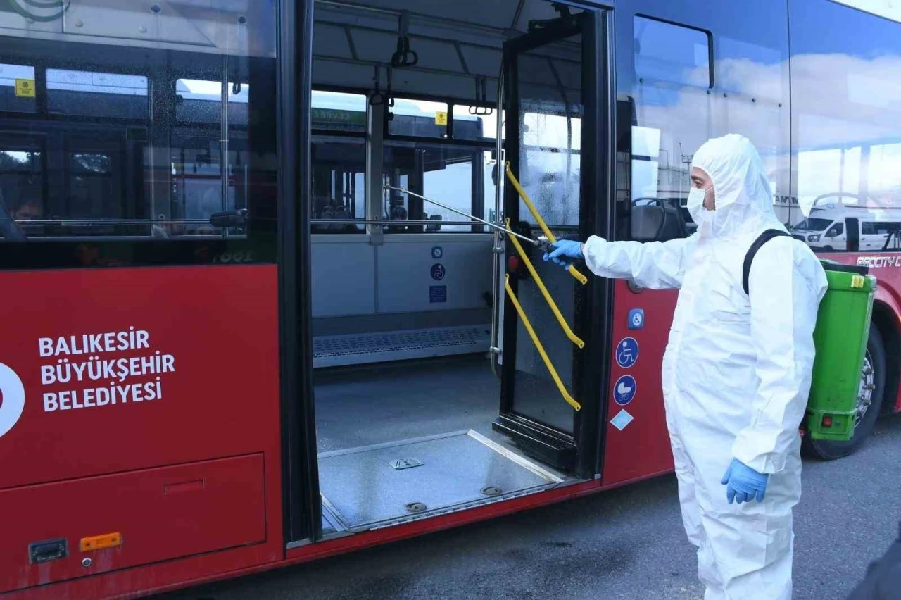 Büyükşehir’den hijyenik ortamda toplu taşıma hizmeti
