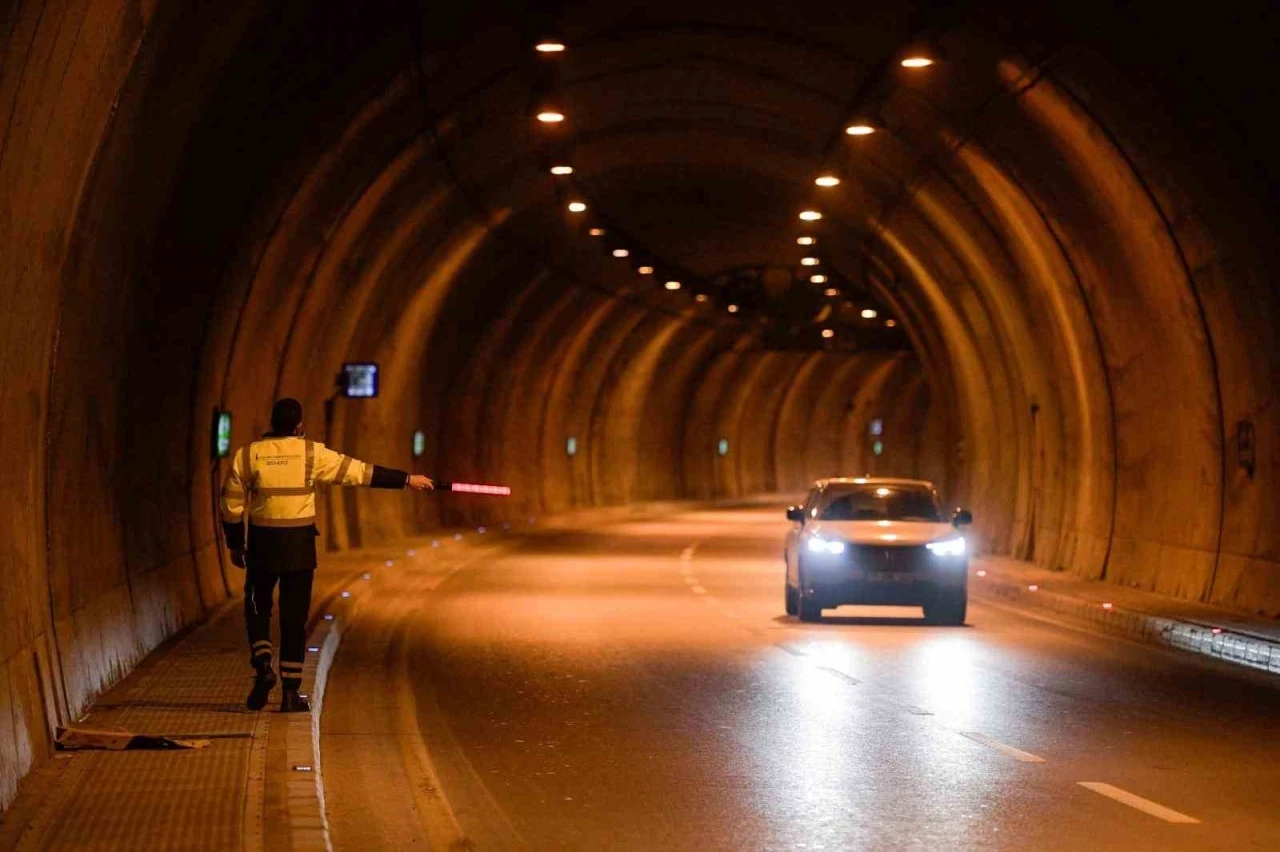 Büyükşehir’den Konak Tüneli’nde kesintisiz denetim
