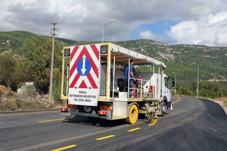 Muğla'da Karayolu İşaretleme Standartları Artıyor