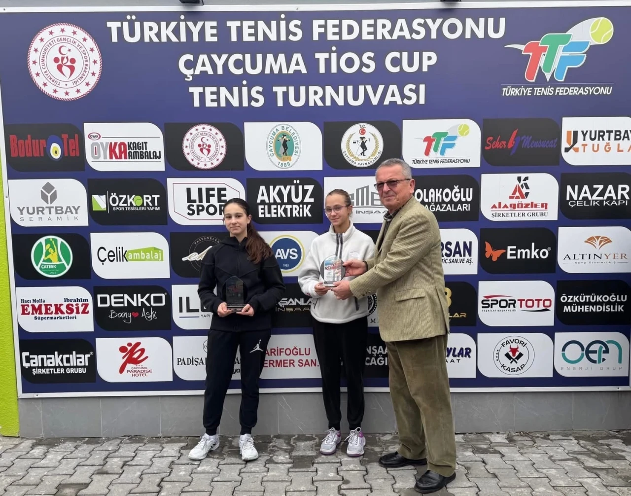 Çaycuma, İlk Ulusal Tenis Turnuvasına Ev Sahipliği Yaptı
