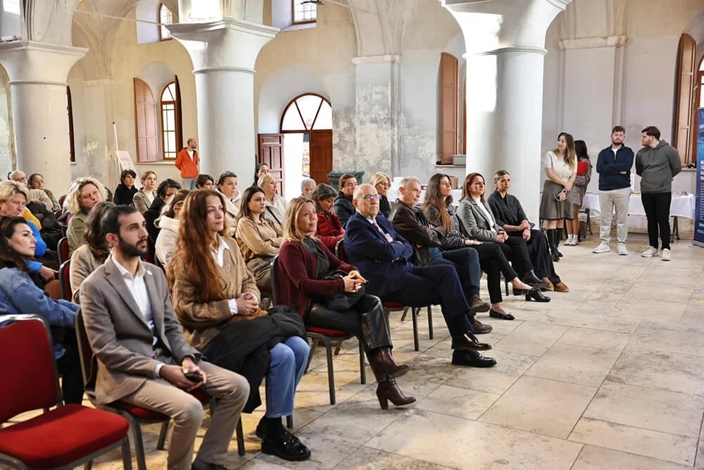 Çeşme’de kadın sağlığı ve menopoz semineri
