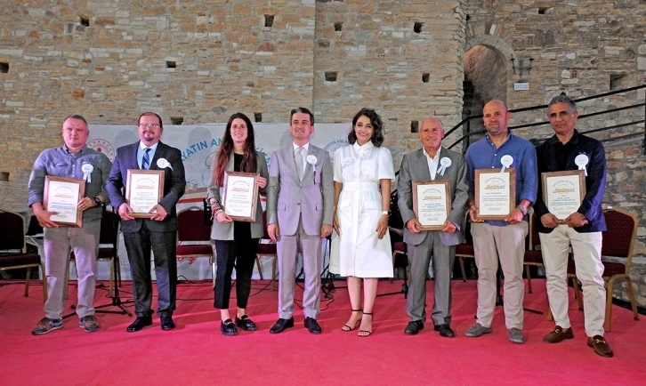 Çeşme’de, &quot;Hayatın Anlamı Kitap&quot; projesinde sezon finali
