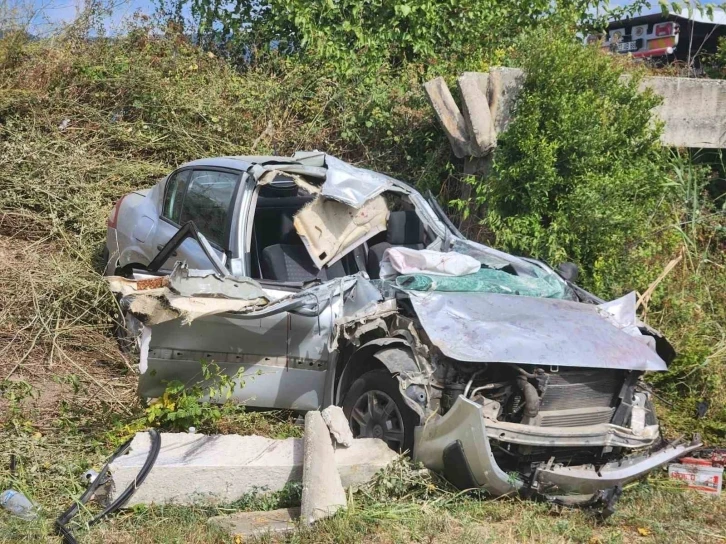 Çine’de otomobil tarlaya uçtu: 3 yaralı, 1 ölü
