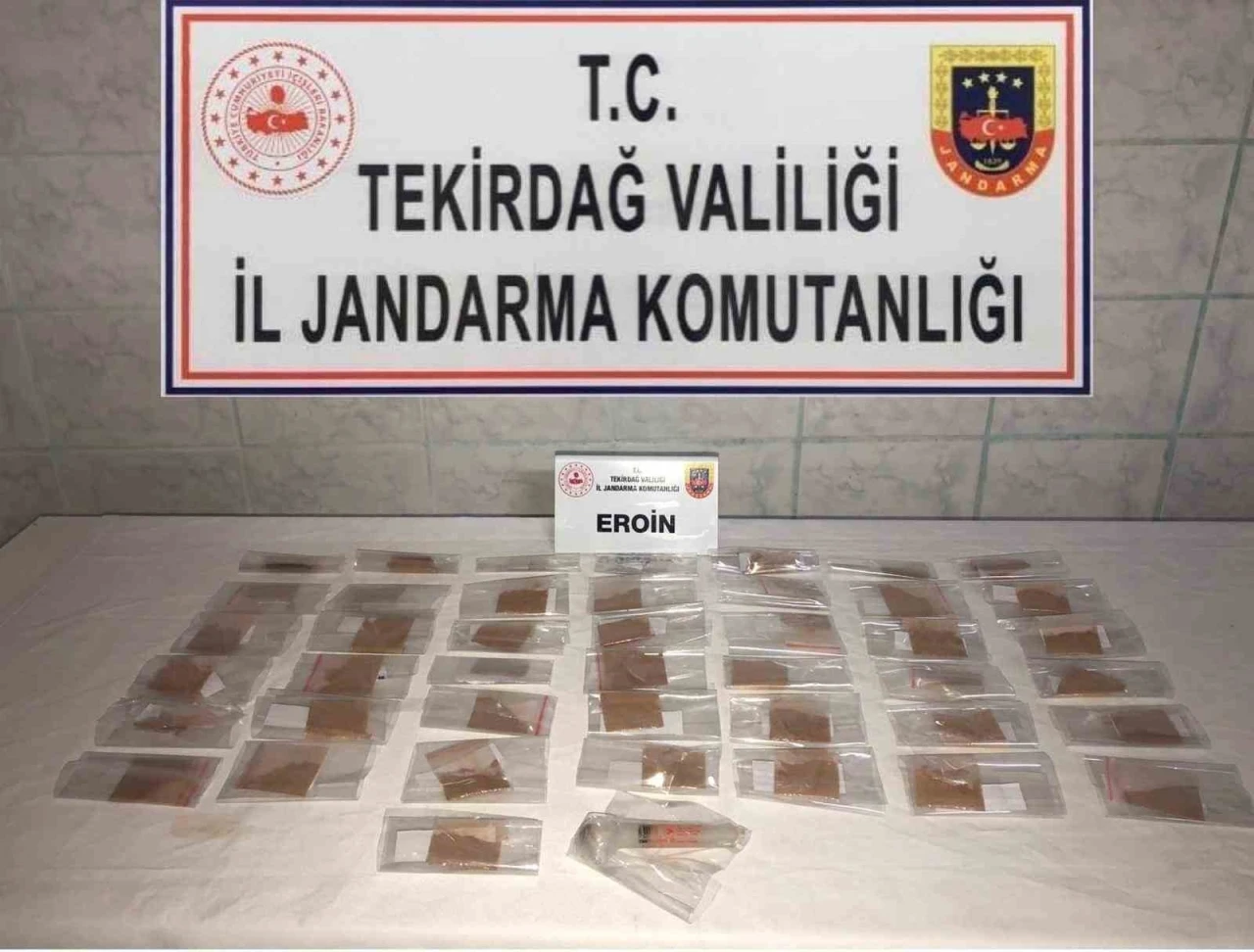 Çorlu ve Çerkezköy’de uyuşturucu operasyonları
