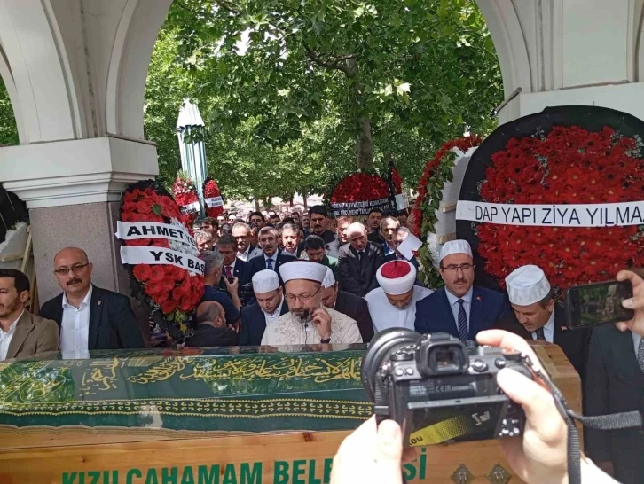 Cumhurbaşkanı Özel Kalem Müdürü Hasan Doğan’ın babası son yolculuğuna uğurlandı
